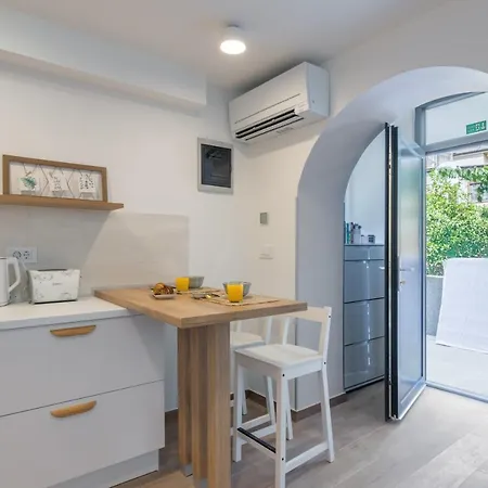 Norah With Private Parking * 普拉